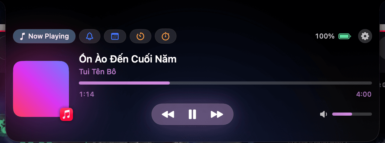 Expanded notch showing the current track with playback controls